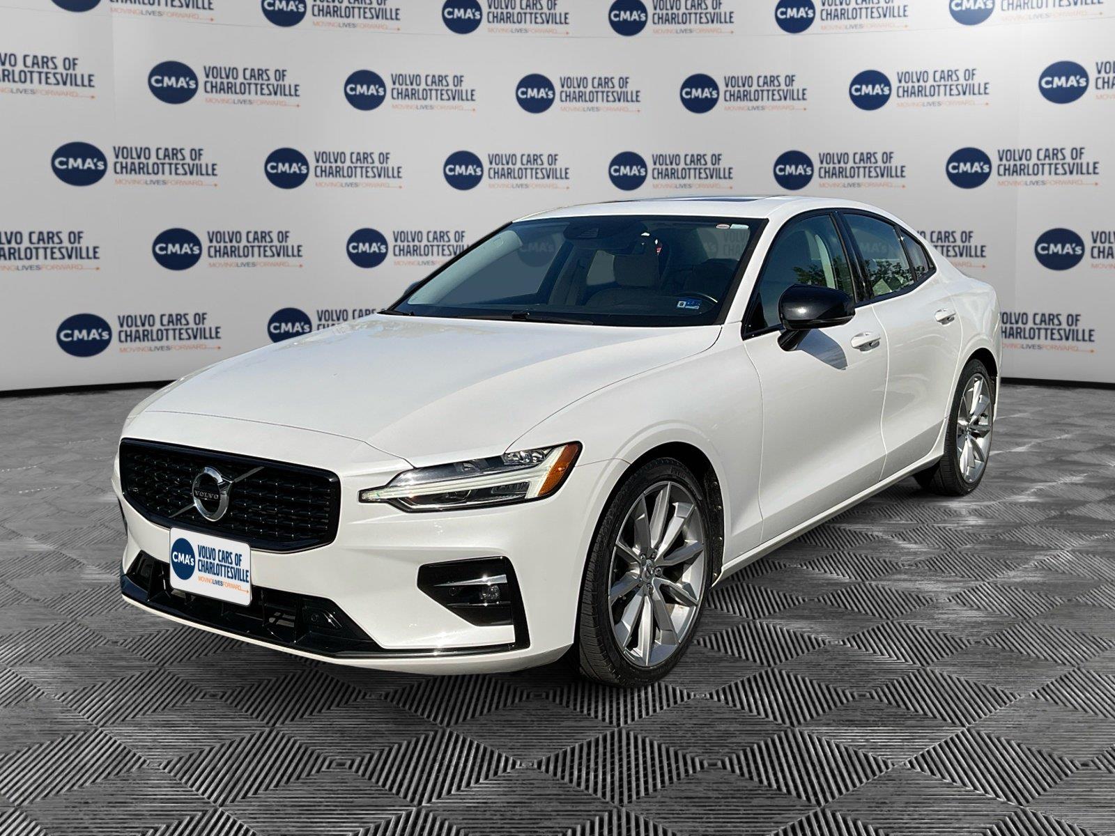 2021 Volvo S60 T5 Momentum FWD