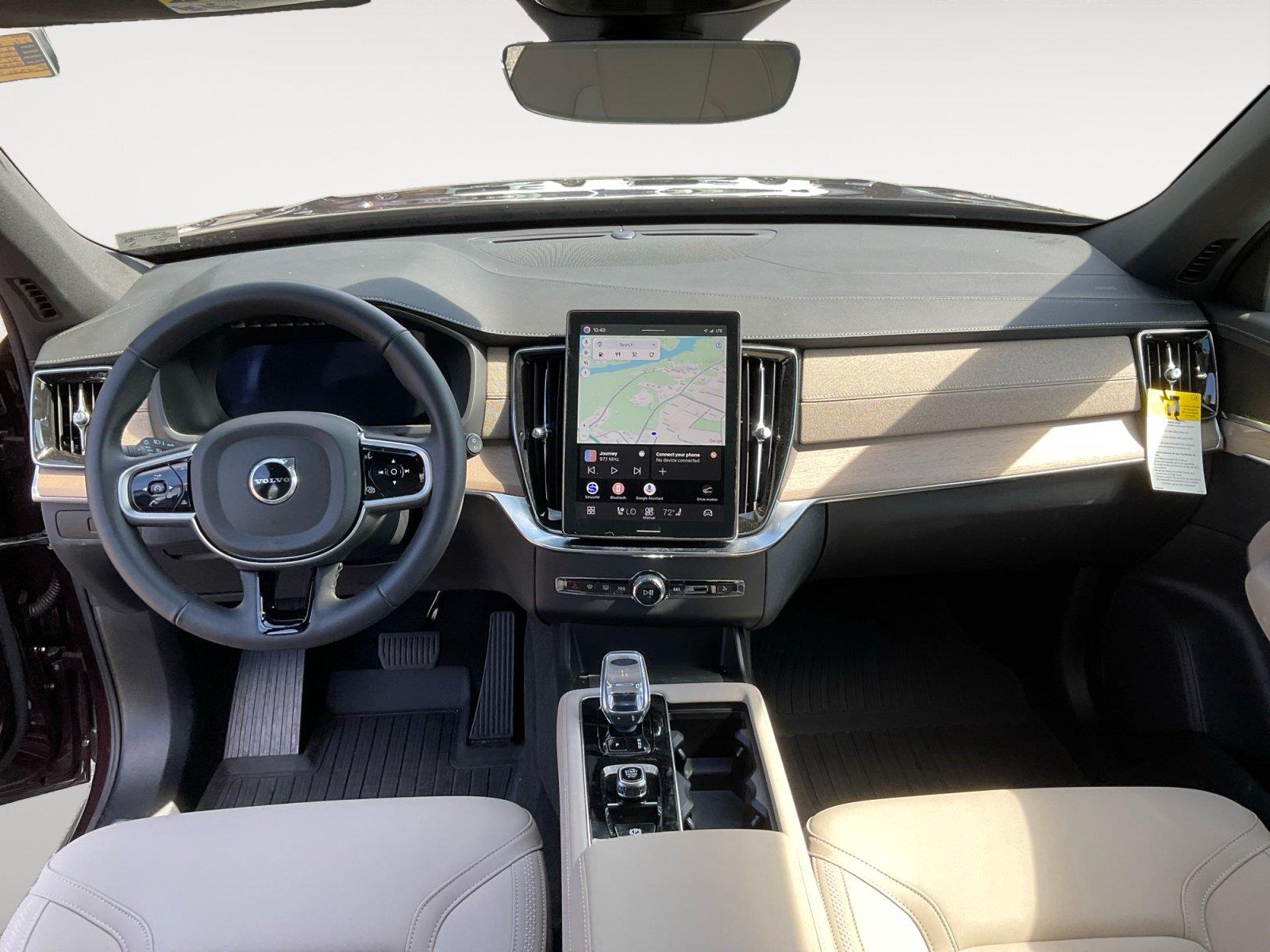 2026 Volvo XC90 Plus - Photo 10
