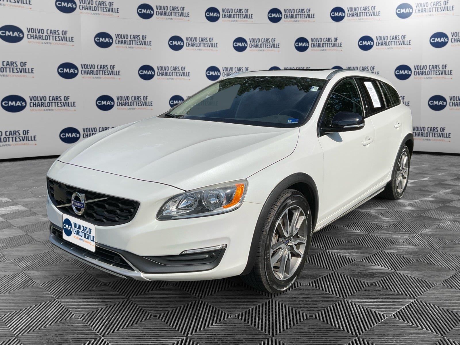  2016 Volvo V60 Cross Country   