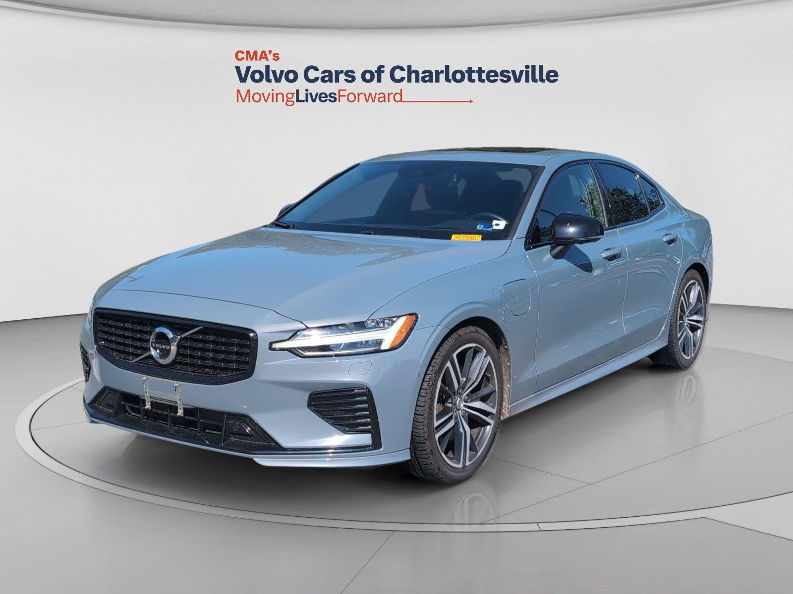 Gray (Thunder Grey Metallic) 2022 Volvo S60 Sedan All-Wheel Drive Automatic