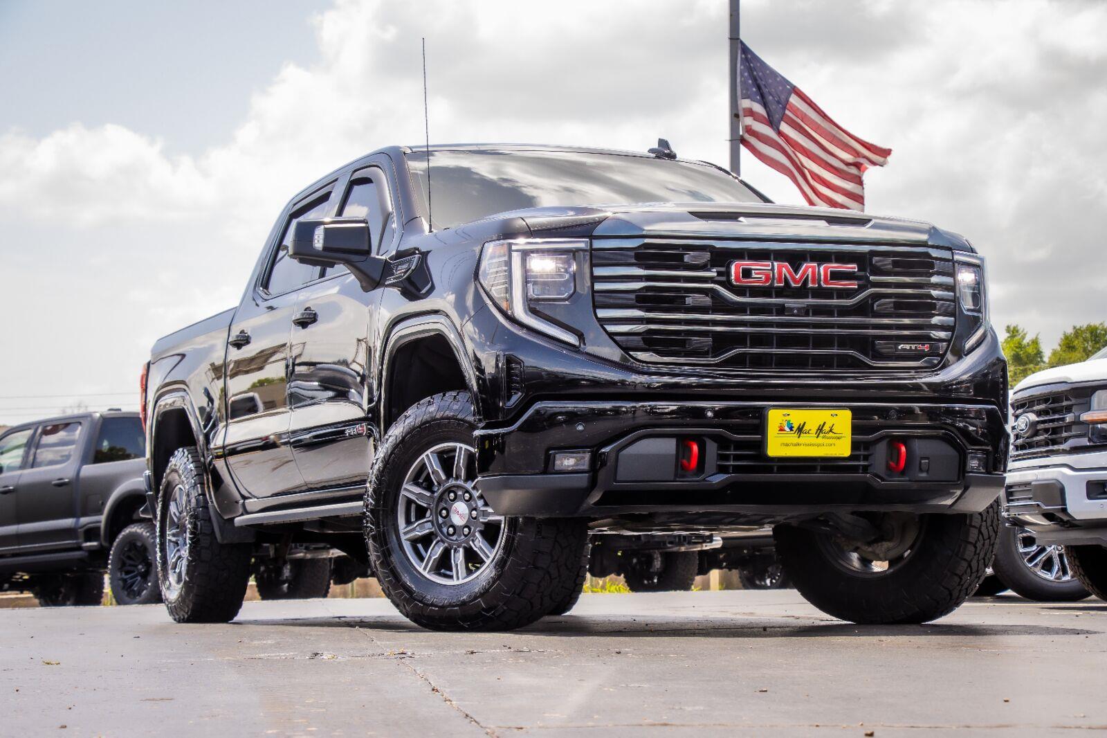 2024 GMC Sierra 1500 AT4 Crew Cab 4WD
