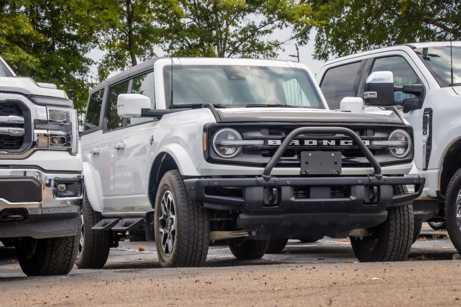 2024 Ford Bronco Outer Banks 4-Door 4WD