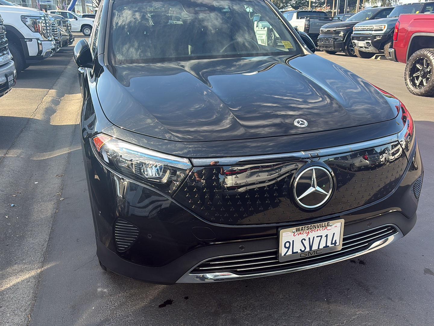 View vehicle photo 2