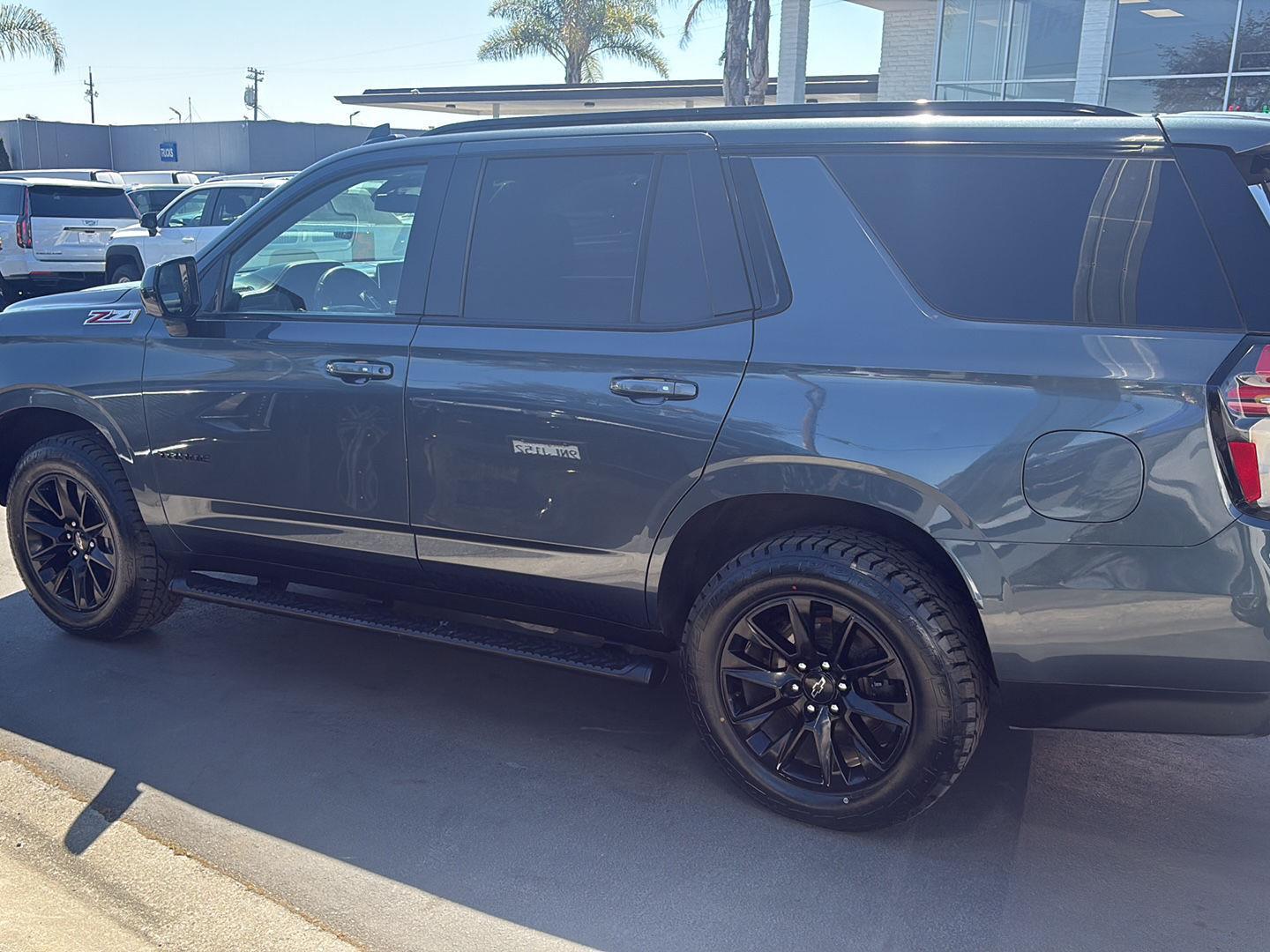 View vehicle photo 6