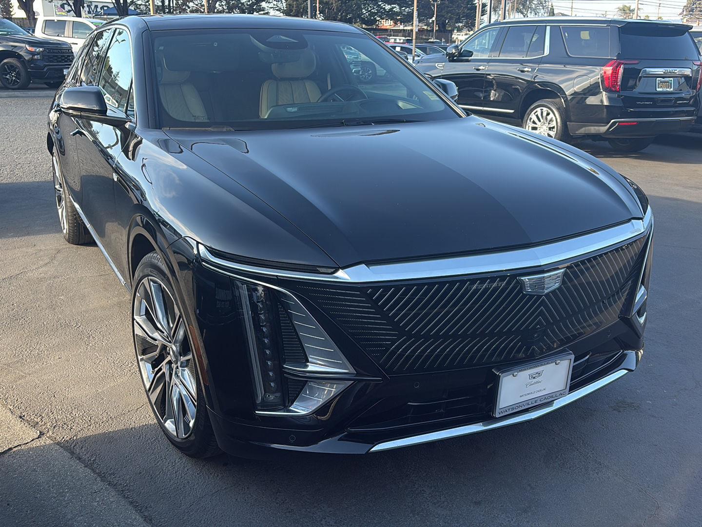 2026 Cadillac LYRIQ Signature Luxury AWD