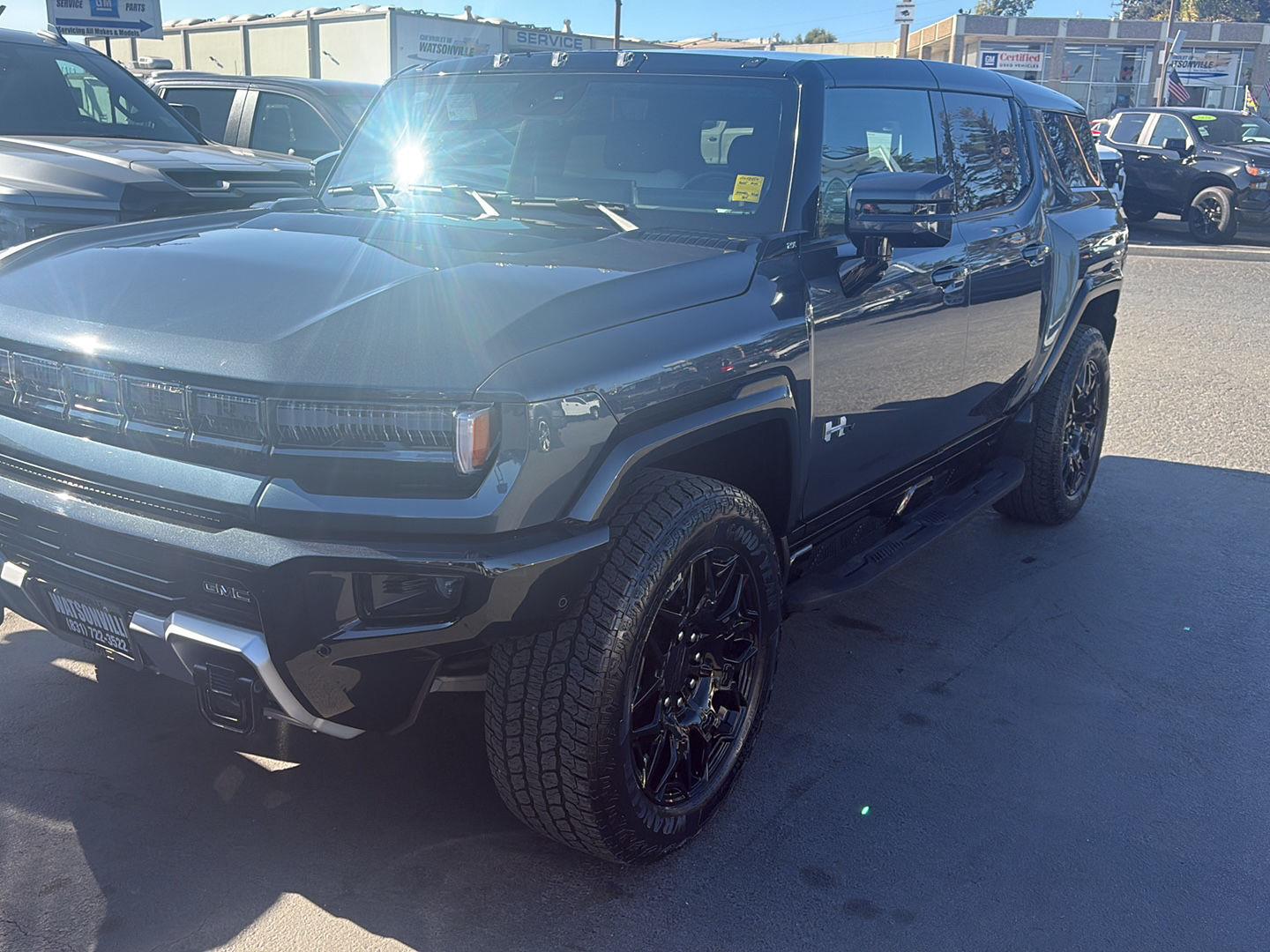 2025 GMC Hummer EV SUV 2X AWD
