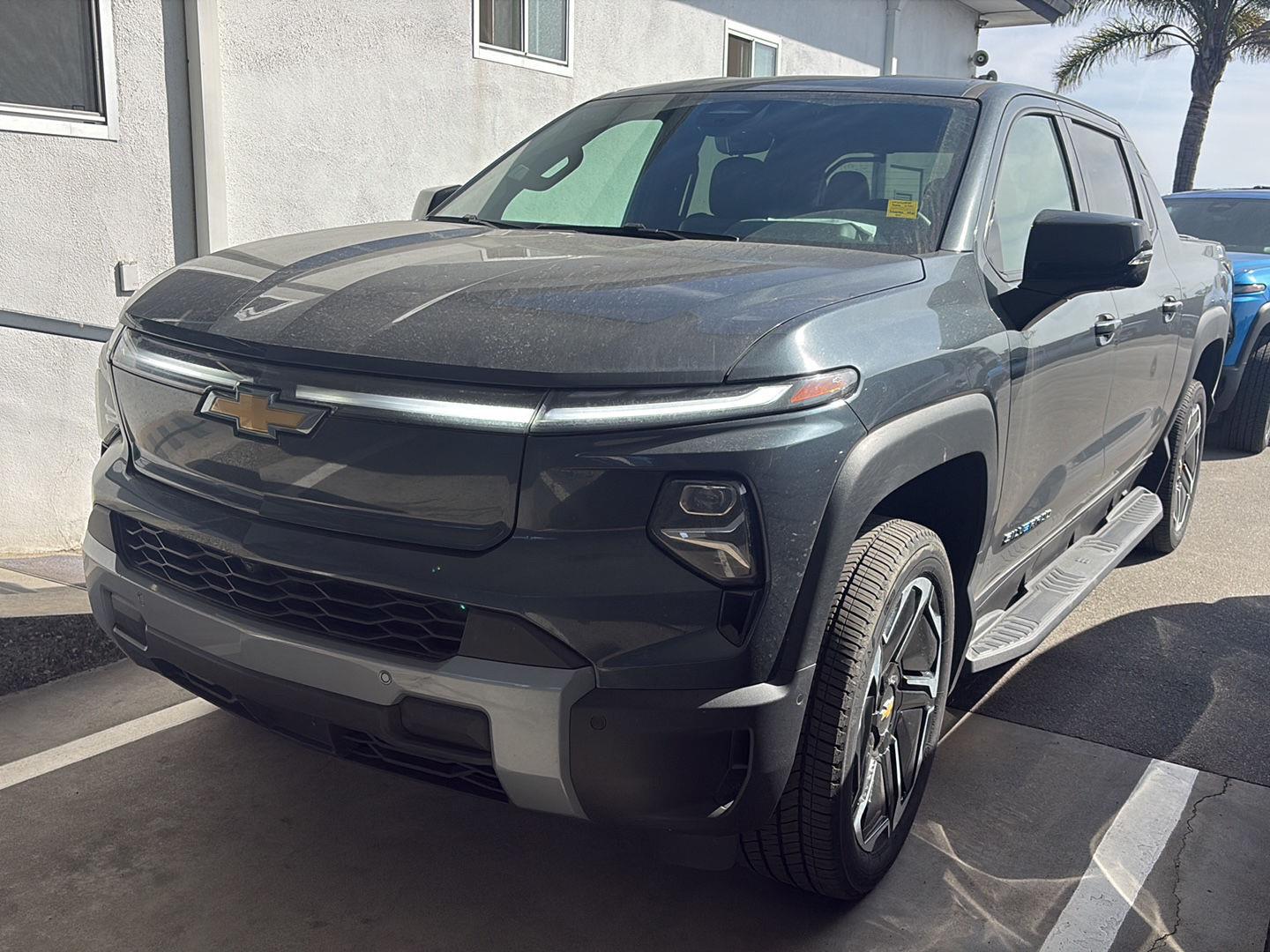 Blue Smoke Metallic 2026 Chevrolet Silverado EV Pickup Truck All-Wheel Drive Automatic