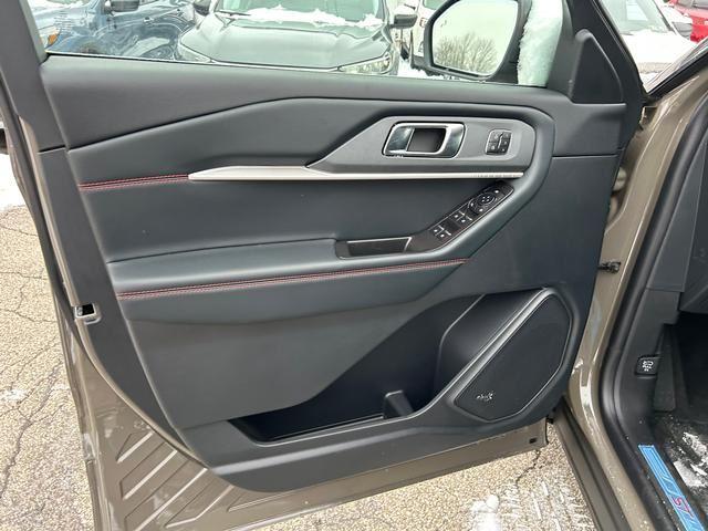2026 Ford Explorer ST-Line - 6