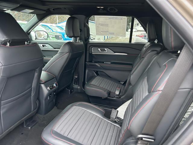 2026 Ford Explorer ST-Line - 8