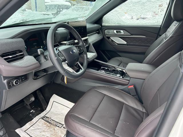 2026 Ford Explorer Platinum - 1