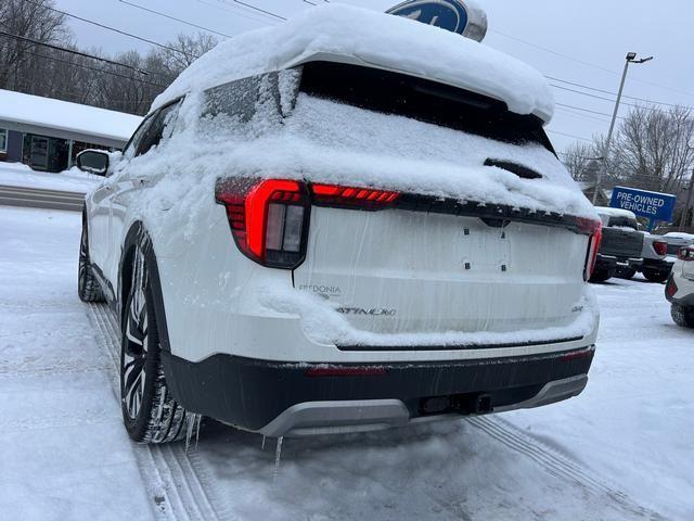 2026 Ford Explorer Platinum - 5