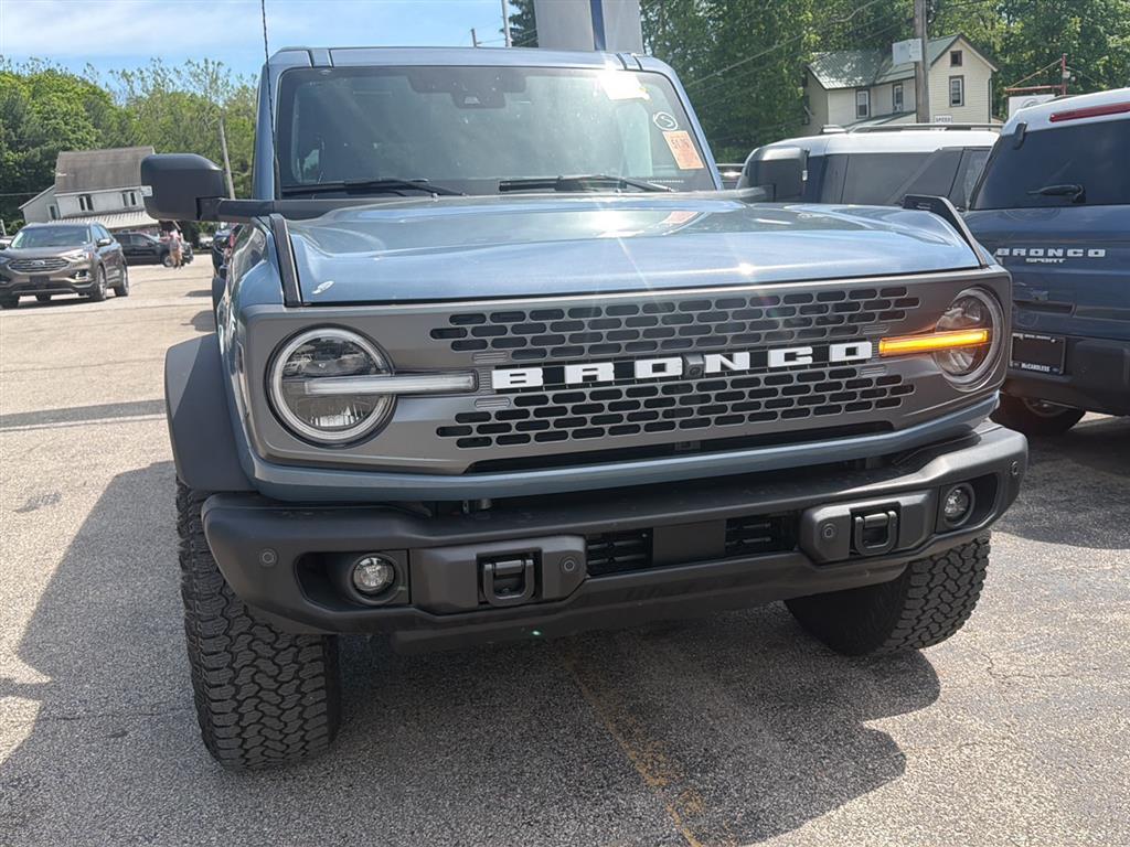 2025 Ford Bronco Badlands - 2