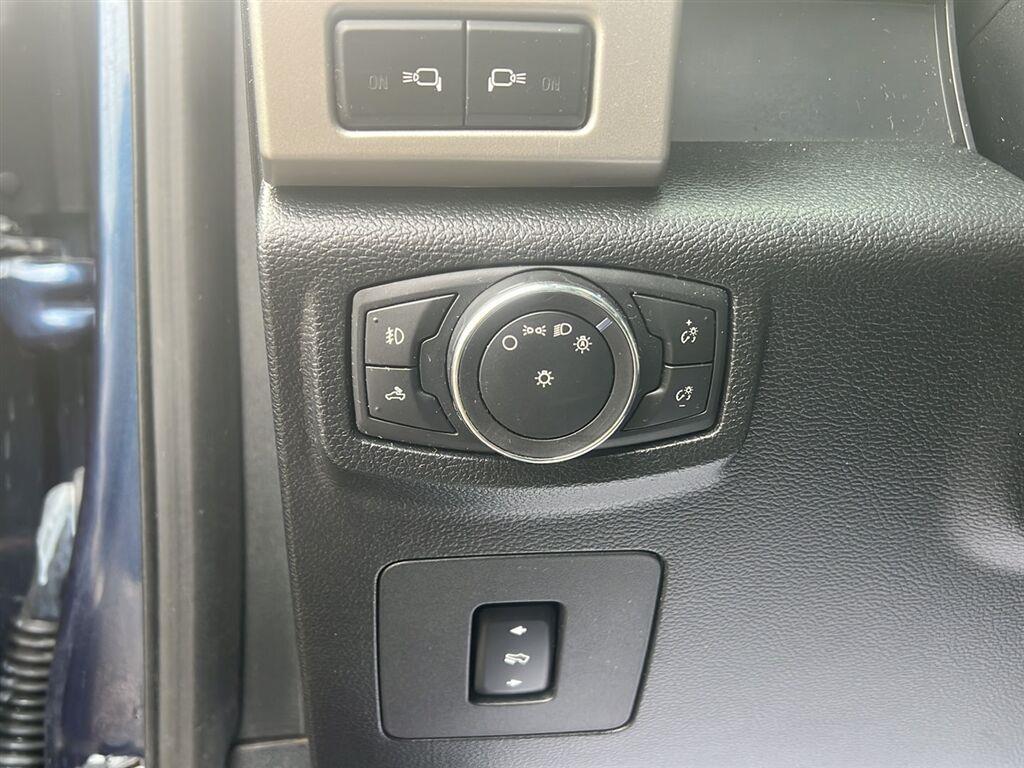 2016 Ford F-150 photo 15 of 30