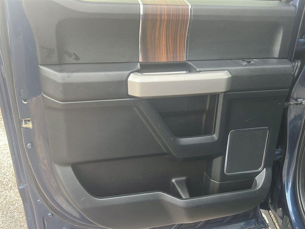 2016 Ford F-150 photo 24 of 30