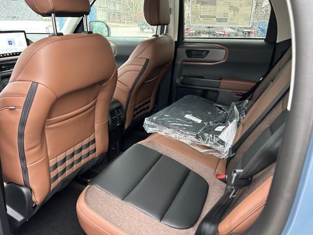 2025 Ford Bronco Sport Outer Banks - 8