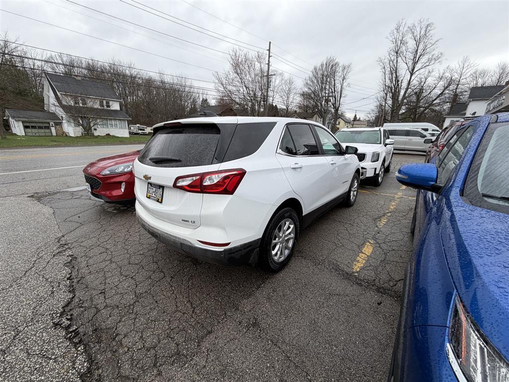 2021 Chevrolet Equinox LT - 3