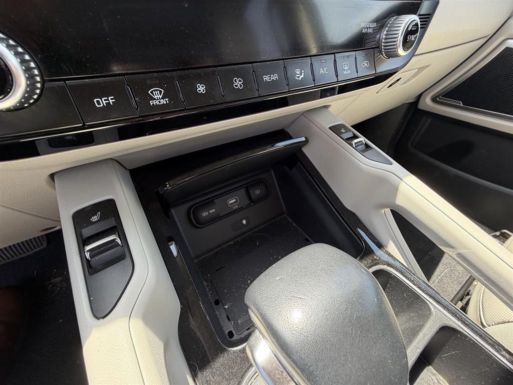 2022 Kia Telluride S - 10