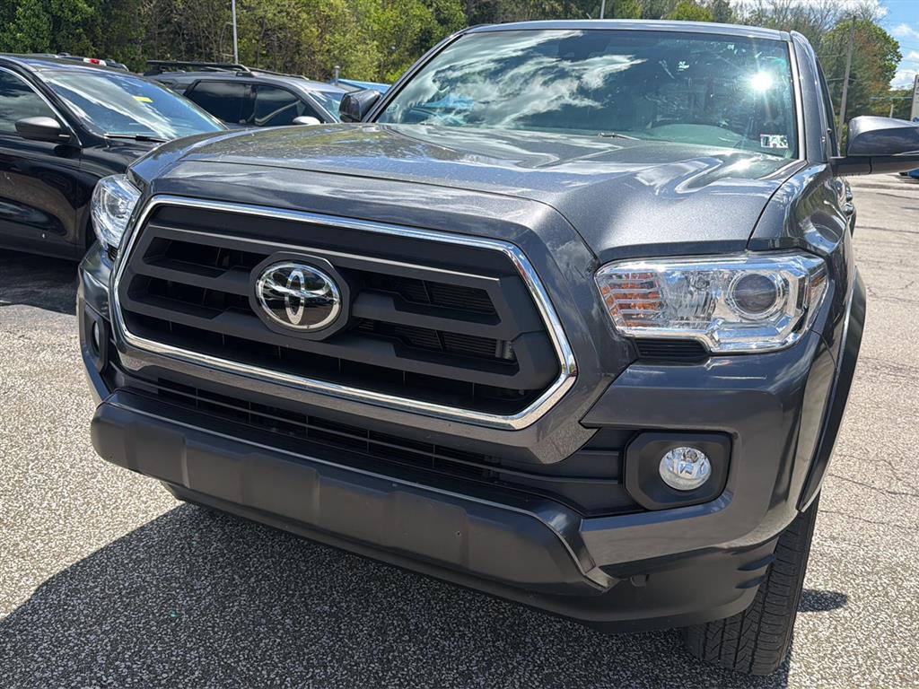 2023 Toyota Tacoma SR5 V6 - 1