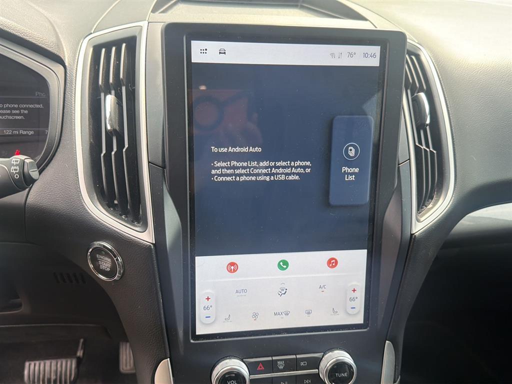 2023 Ford Edge photo 24 of 33