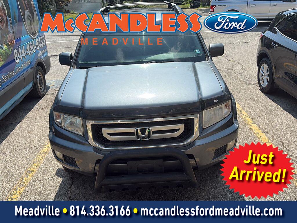 Crystal Black Pearl 2011 Honda Ridgeline Pickup Truck Four-Wheel Drive Automatic