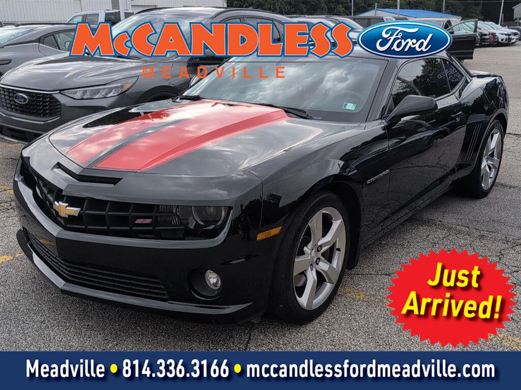 Black 2011 Chevrolet Camaro Coupe Rear-Wheel Drive 6-Speed Automatic