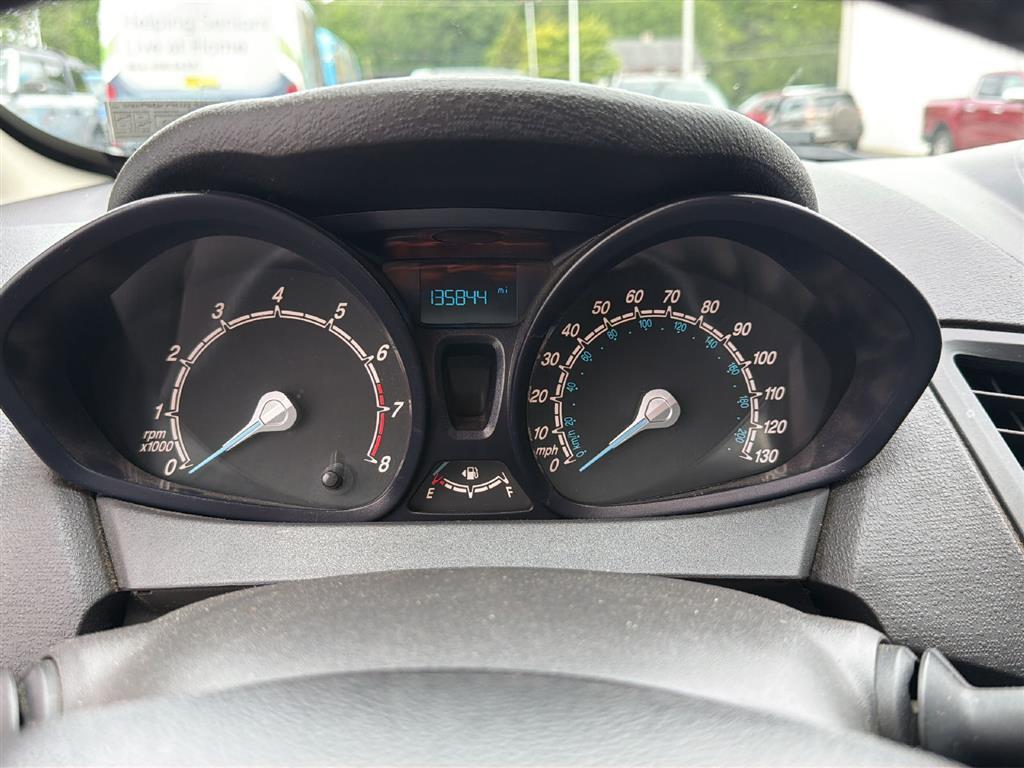 2015 Ford Fiesta photo 9 of 20