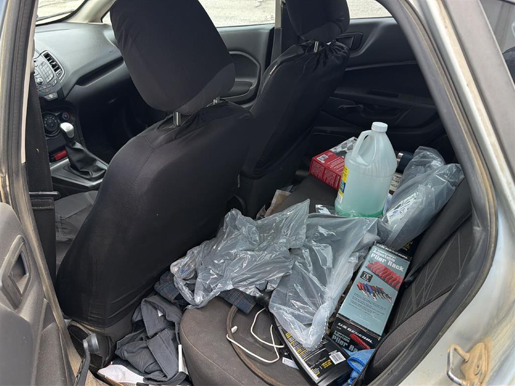 2015 Ford Fiesta photo 19 of 20