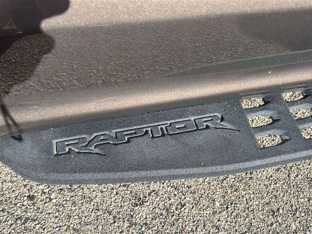 2016 Ford F-150 photo 9 of 20