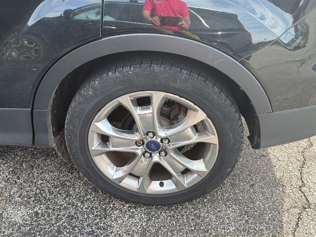 2016 Ford Escape photo 3 of 10