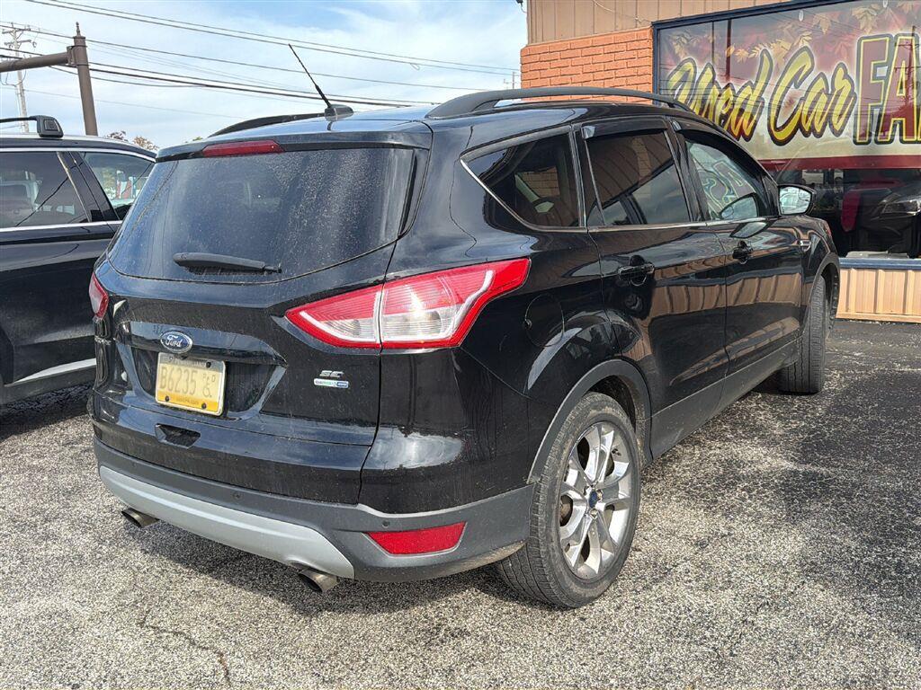 2016 Ford Escape photo 6 of 10