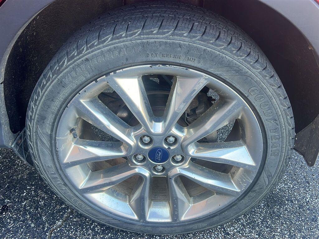 2016 Ford Escape photo 20 of 21