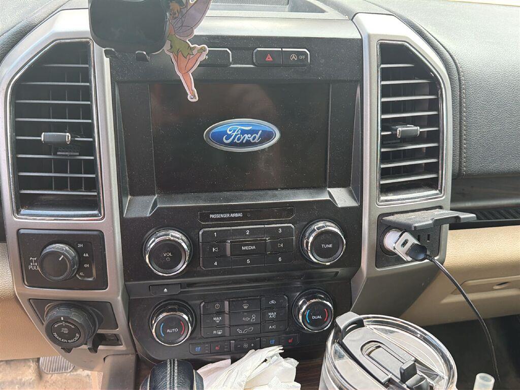 2017 Ford F-150 photo 15 of 19
