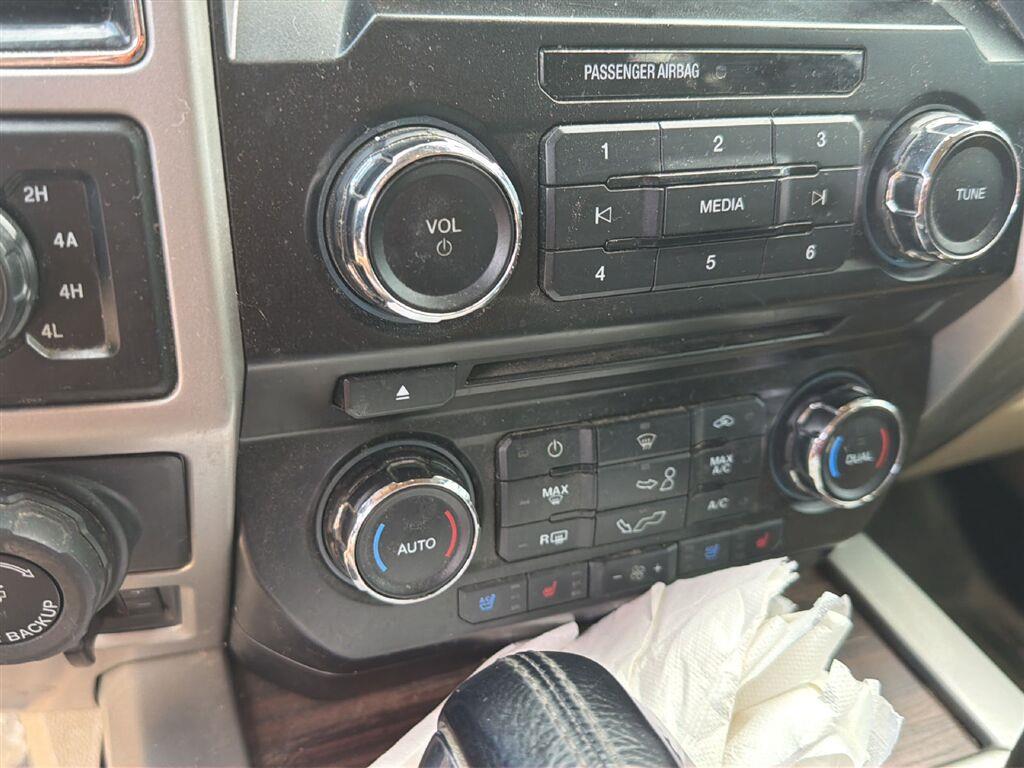2017 Ford F-150 photo 16 of 19