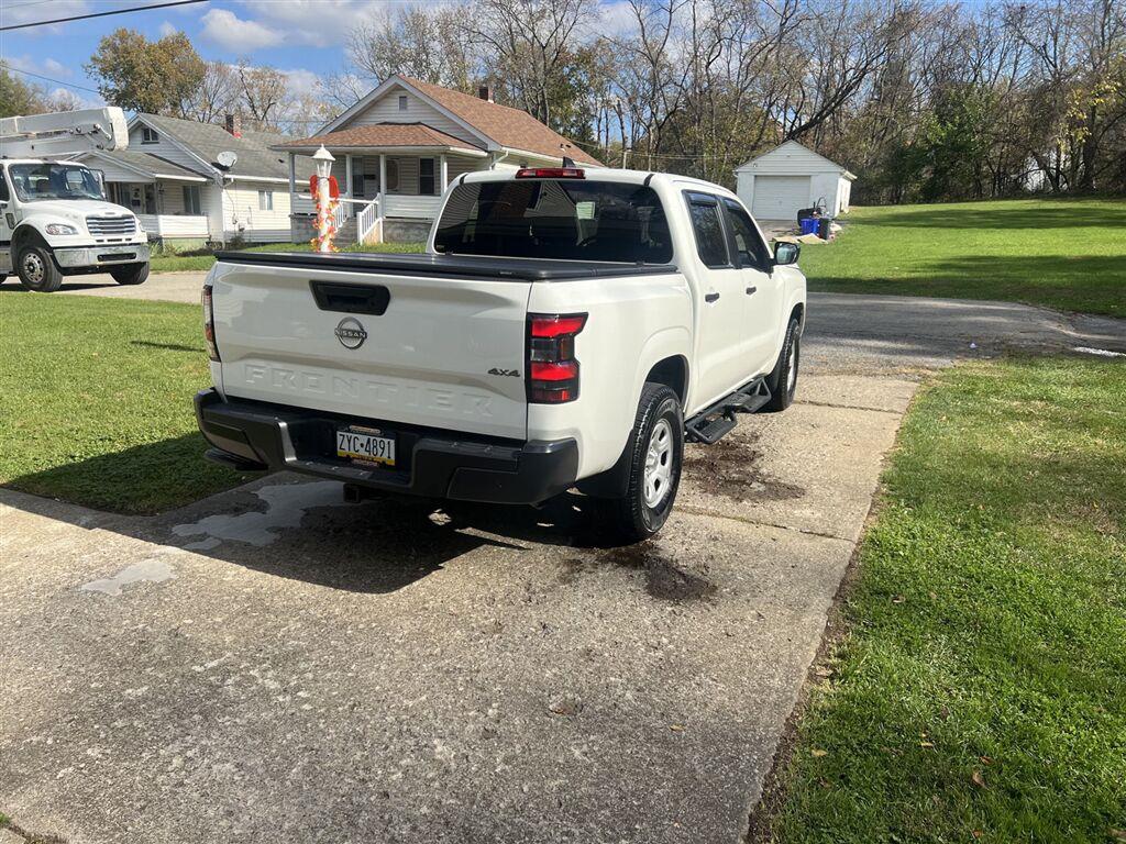 2024 Nissan FRONTIER S photo 4 of 11