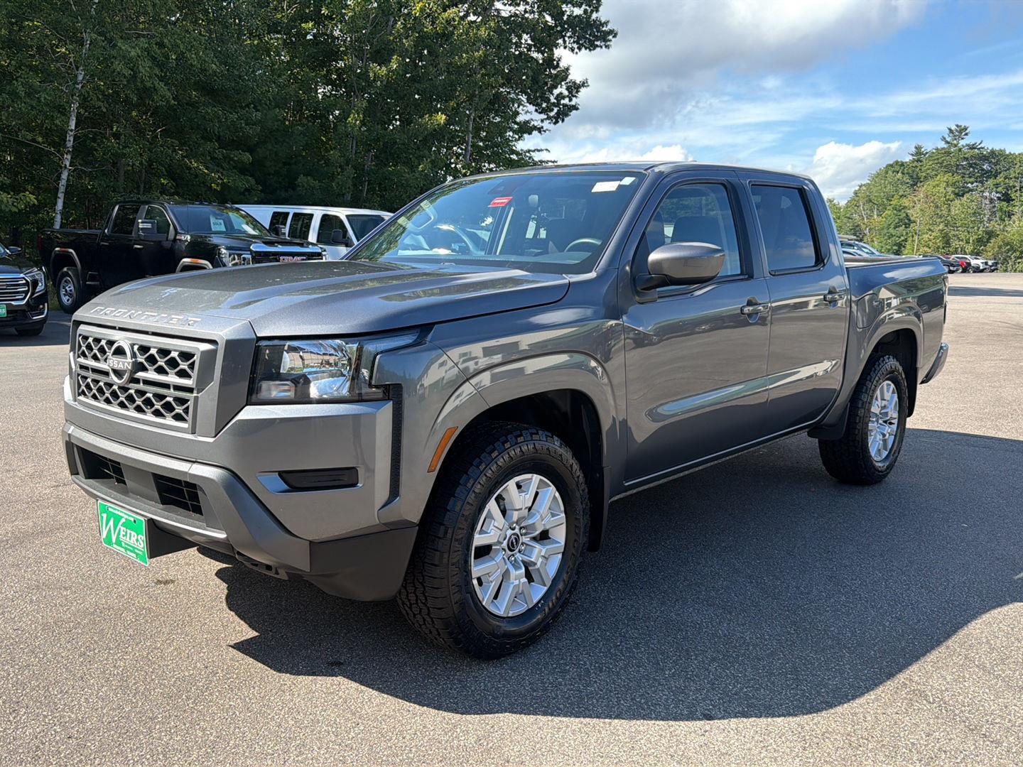 Gray (Gun Metallic) 2022 Nissan Frontier Pickup Truck Four-Wheel Drive Automatic