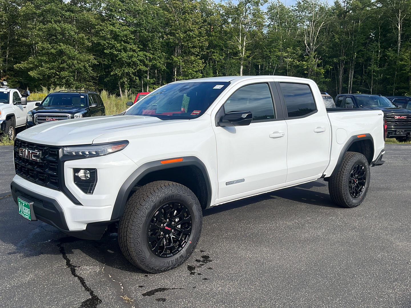 Summit White 2026 GMC Canyon Pickup Truck Four-Wheel Drive 8-Speed Automatic