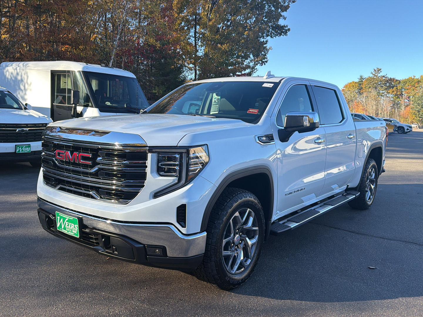 Glacier White Tricoat 2026 GMC Sierra 1500 Pickup Truck Four-Wheel Drive Automatic