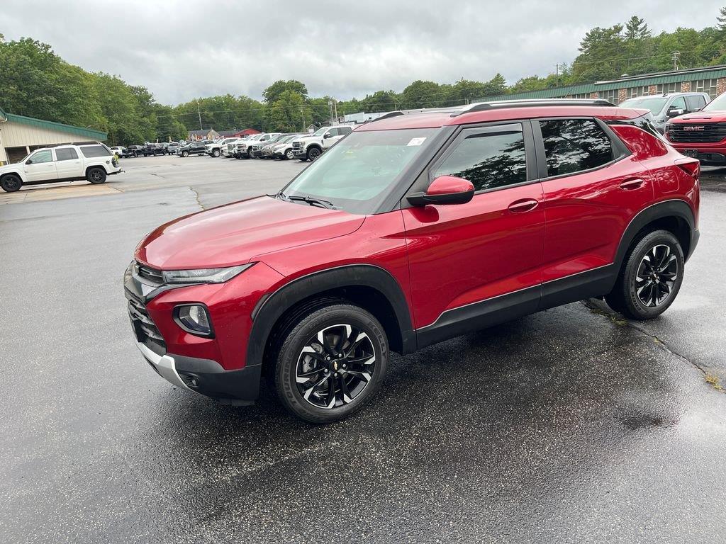 Scarlet Red Metallic 2021 Chevrolet Trailblazer SUV / Crossover Four-Wheel Drive 9-Speed Automatic