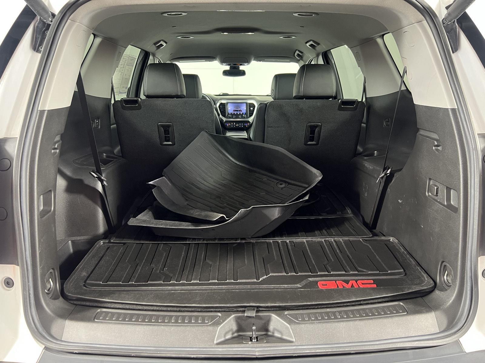 Used 2023 Summit White GMC SLT image 21