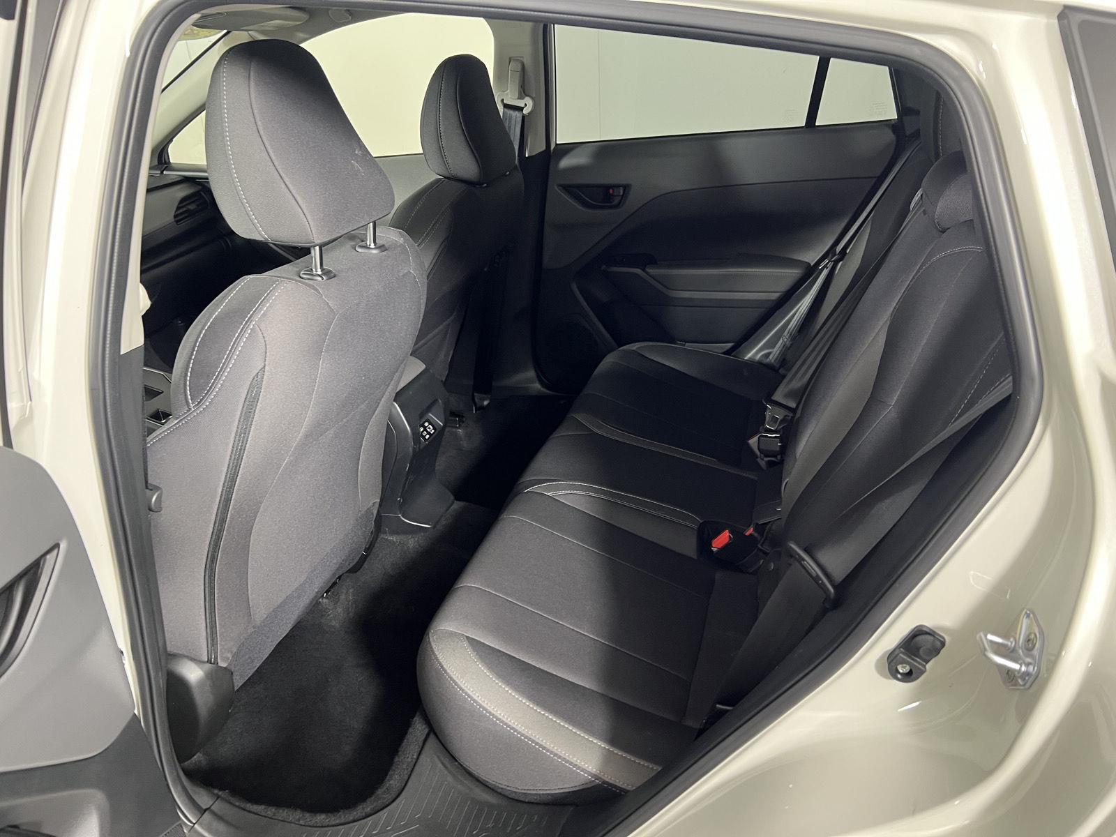 Used 2025 Crystal White Pearl Subaru Premium image 18