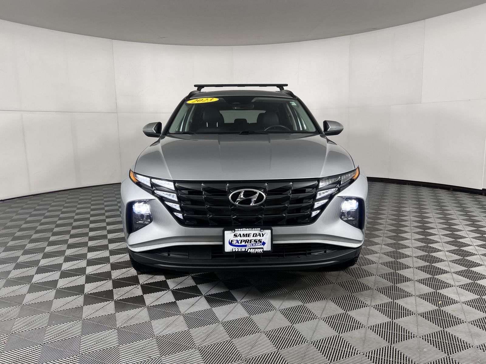 Used 2023 Shimmering Silver Hyundai SEL image 20