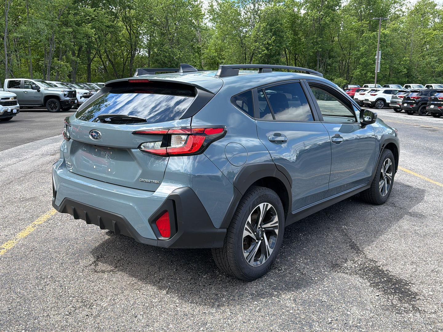Certified Used 2024 Offshore Blue Metallic Subaru Premium image 9