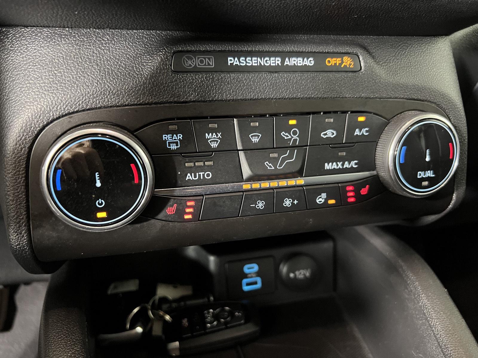 Used 2023 Cinnabar Red Ford Active image 23