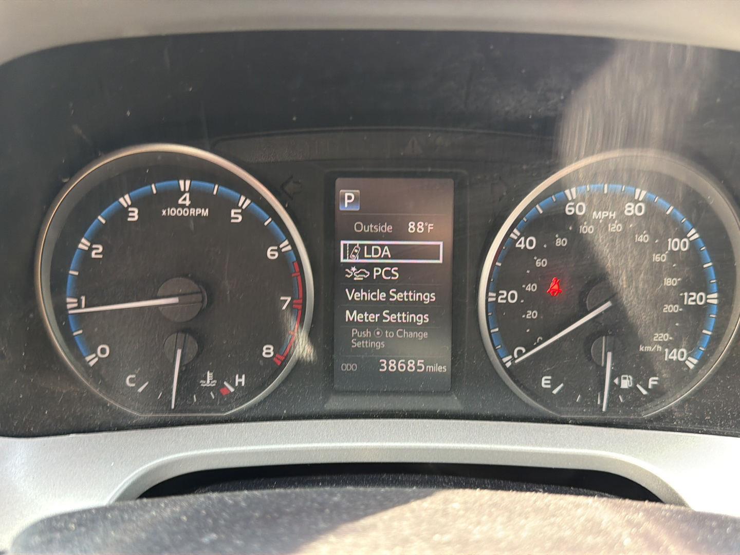 Used 2018 Black Toyota LE image 4