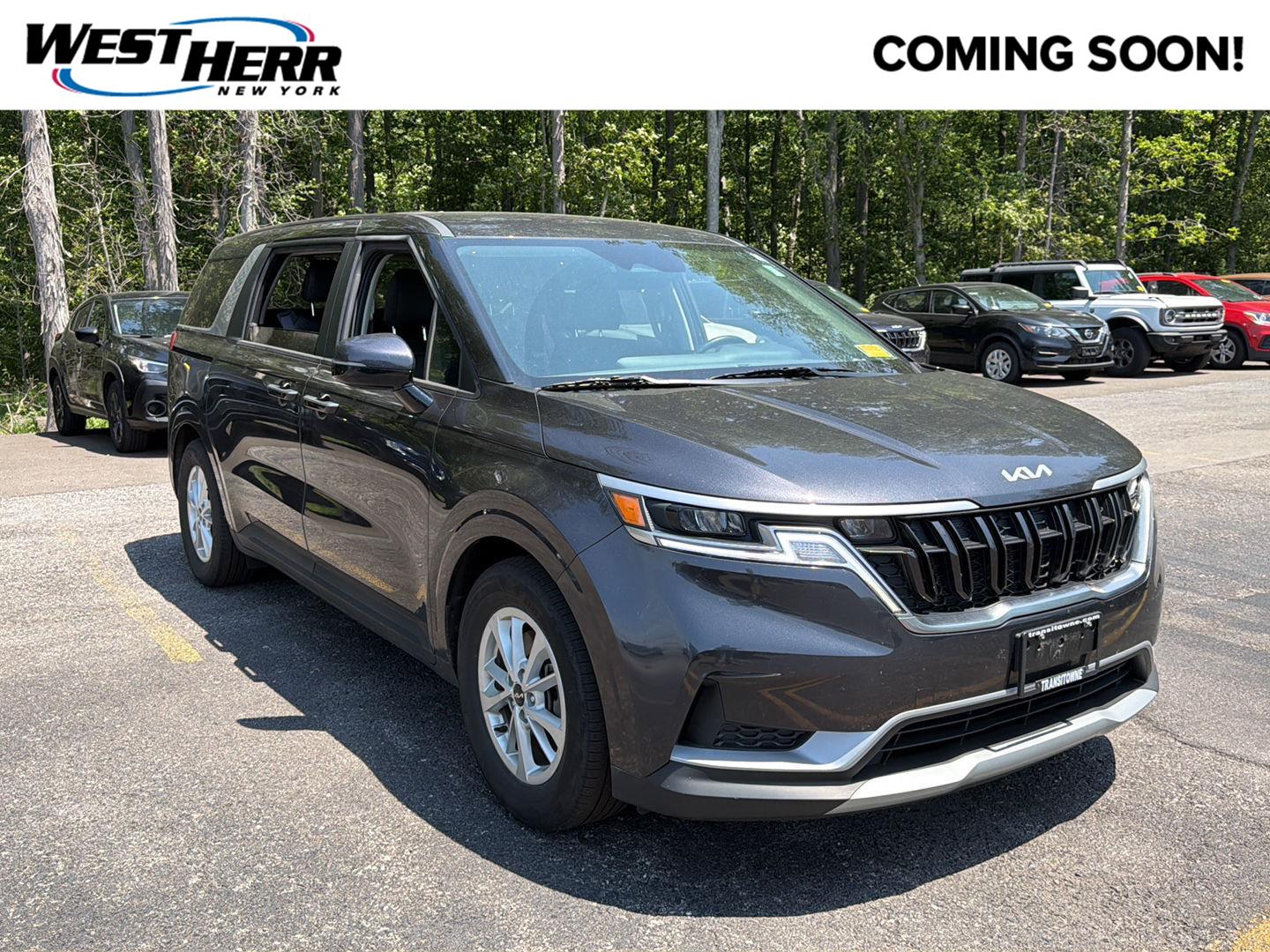 2024 Kia Carnival LX FWD