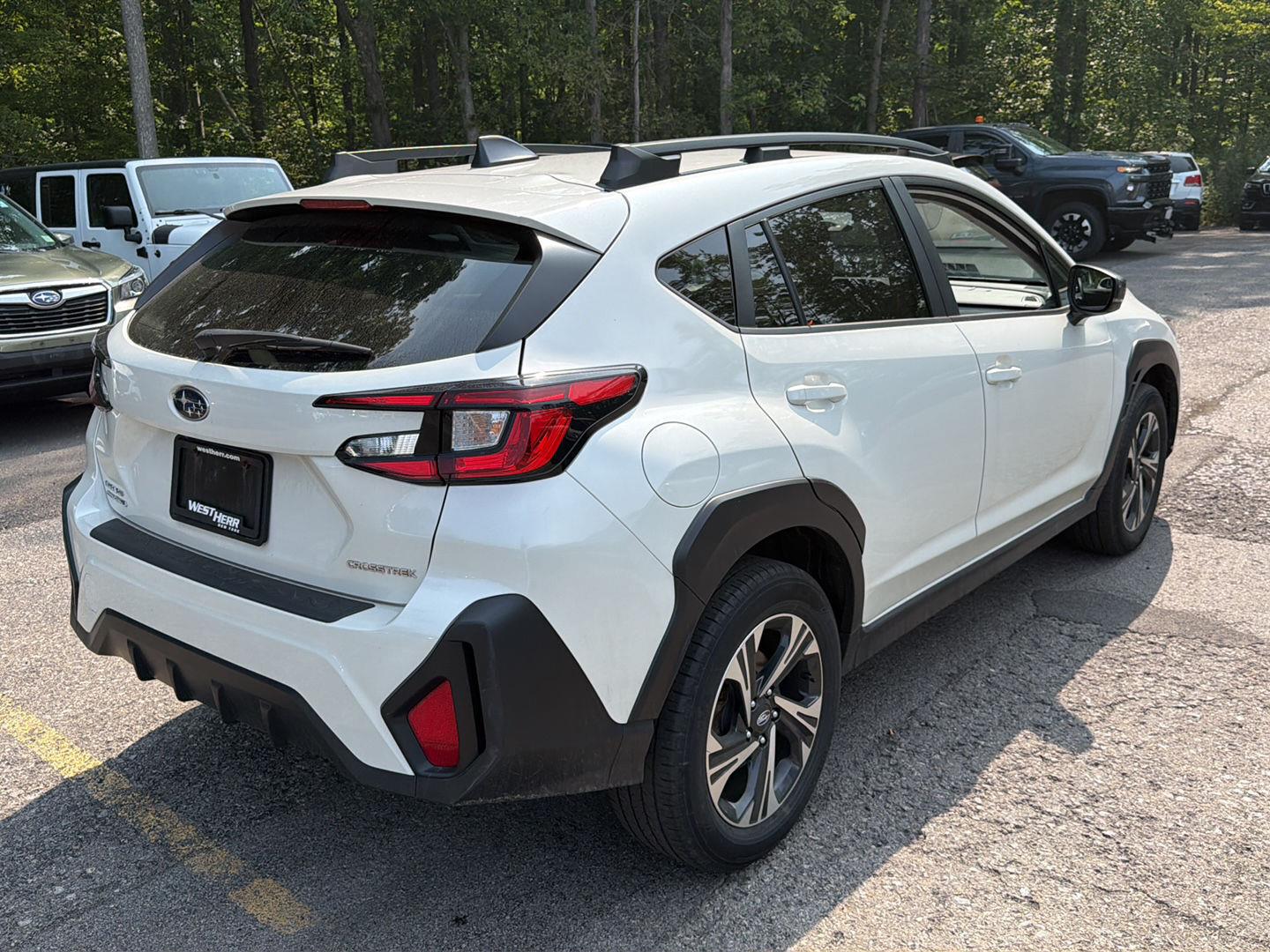 Used 2024 Crystal White Pearl Subaru Premium image 7