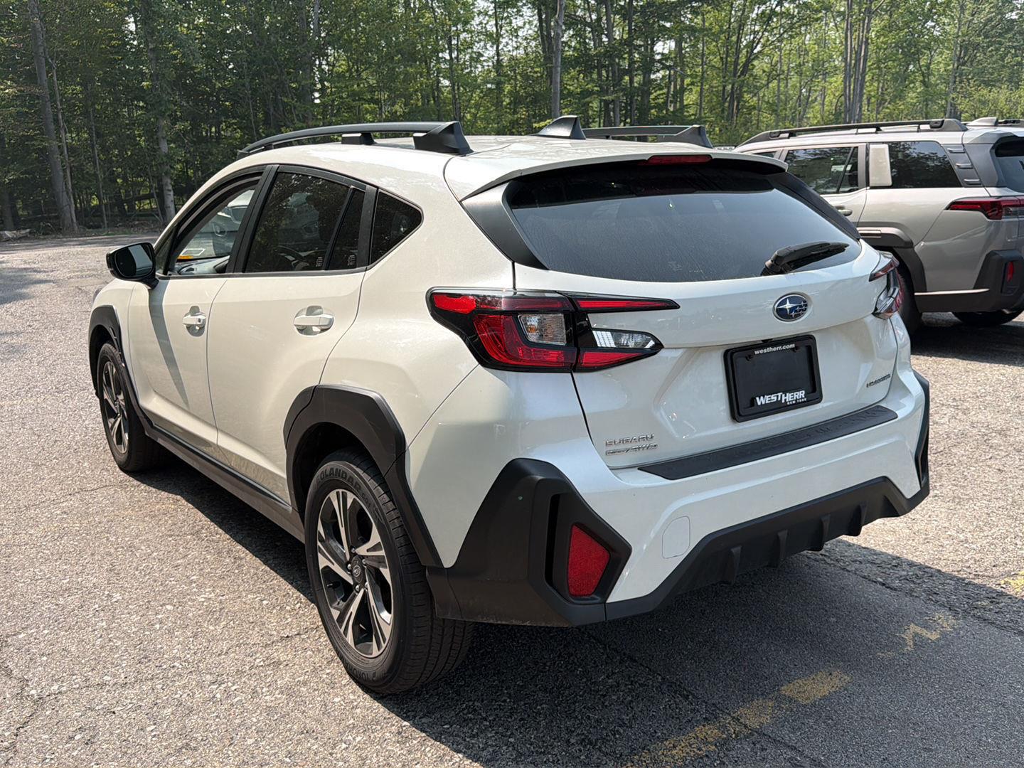 Used 2024 Crystal White Pearl Subaru Premium image 9