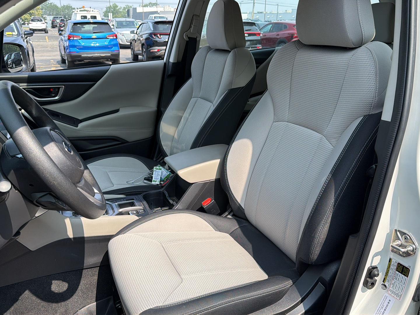 Certified Used 2022 Crystal White Pearl Subaru  image 13