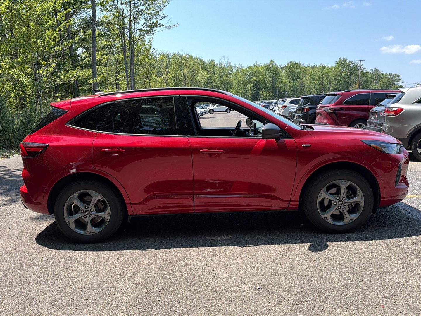 Used 2024 Rapid Red Metallic Tinted Clearcoat Ford ST-Line image 7