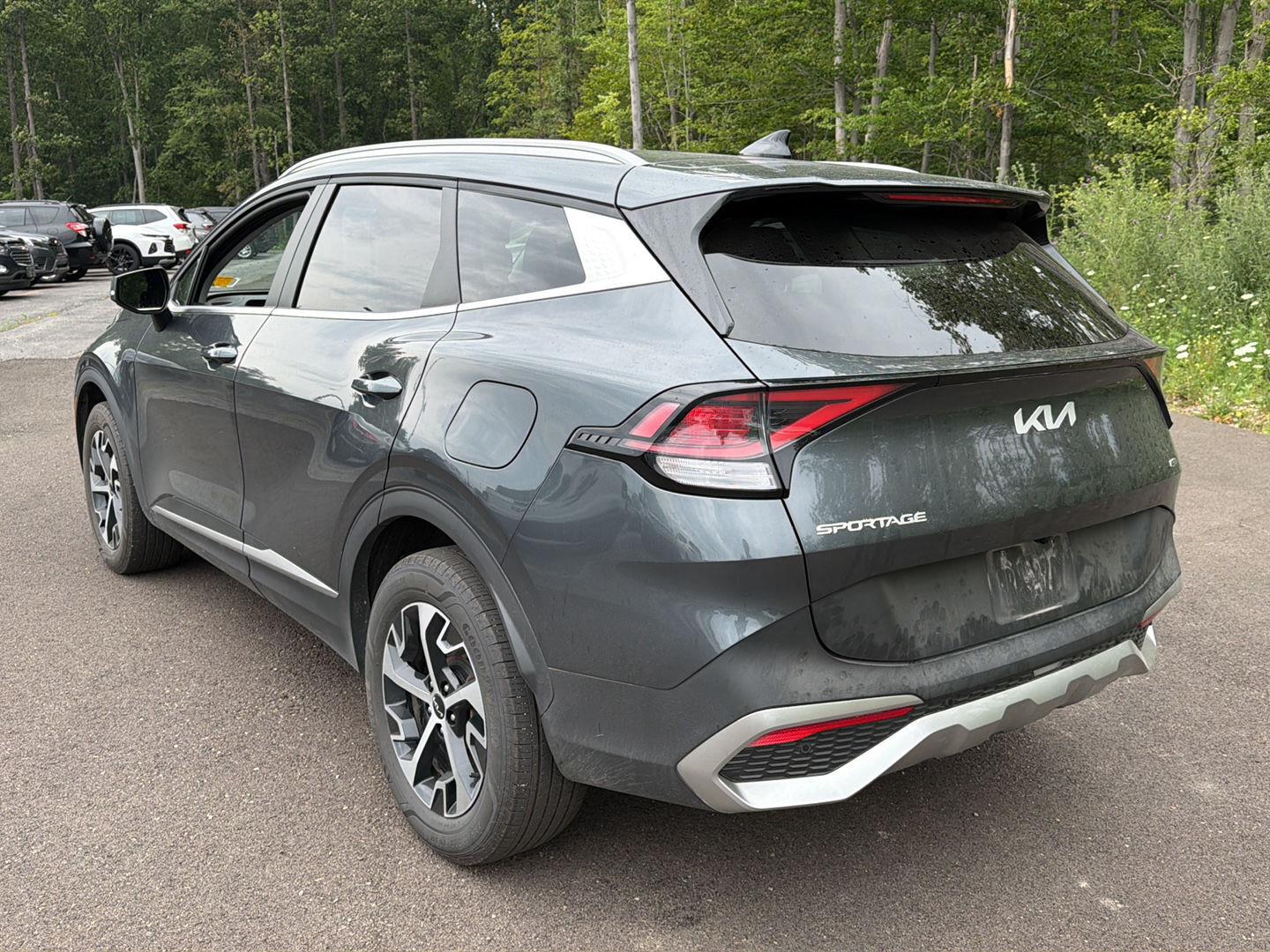 Used 2025 Gravity Gray Kia EX image 10